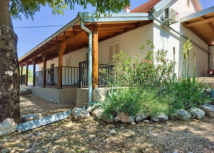 Prominska Bajka ヴィラ *